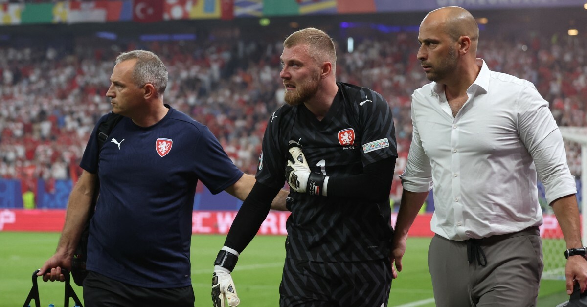 Goalkeeper Staňko will bear shoulder surgical procedure and a protracted restoration after the Euros